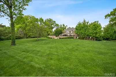 4 Ridgewood Street, Ladue, MO 63124 - Photo 80