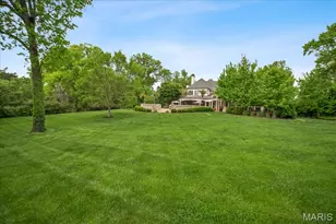 4 Ridgewood St, Ladue, MO 63124 - Photo 80