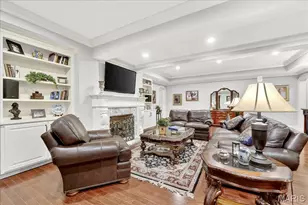 4 Ridgewood St, Ladue, MO 63124 - Photo 66