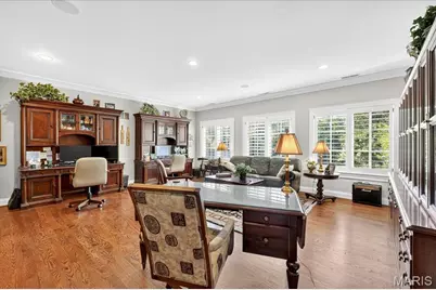 4 Ridgewood Street, Ladue, MO 63124 - Photo 40