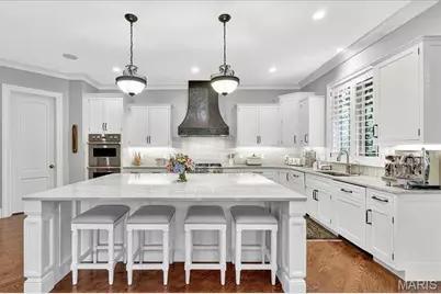 4 Ridgewood Street, Ladue, MO 63124 - Photo 18