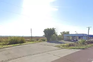 470 N Main St, Elsberry, MO 63343 - Photo 2