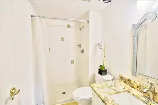 13515 Coliseum Dr, Chesterfield, MO 63017 - Photo 20