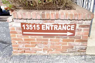 13515 Coliseum Dr, Chesterfield, MO 63017 - Photo 4