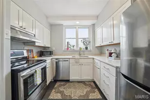 921 S Hanley Rd, Clayton, MO 63105 - Photo 12