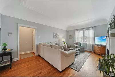 921 S Hanley Road #F, Clayton, MO 63105 - Photo 4