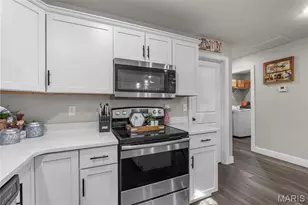 214 Gladiola St, Jackson, MO 63755 - Photo 10