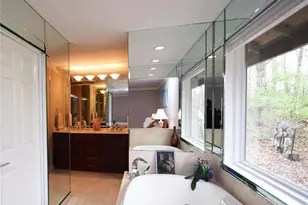 2248 Ridgley Woods Dr, Chesterfield, MO 63005 - Photo 20