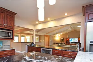 2248 Ridgley Woods Dr, Chesterfield, MO 63005 - Photo 12