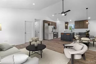 308 Blackberry Ln, Bismarck, MO 63624 - Photo 6