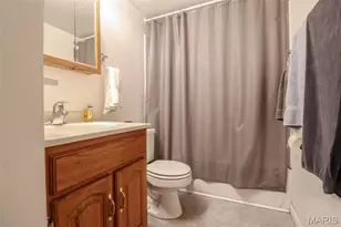 2781 Blackforest Dr, Saint Louis, MO 63129 - Photo 8