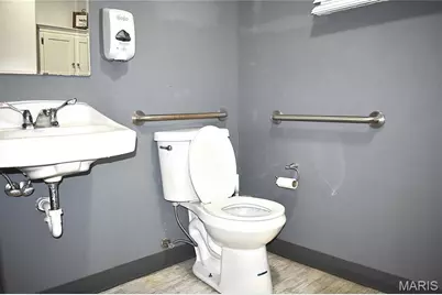 1333 W Outer 21 Road, Arnold, MO 63010 - Photo 24