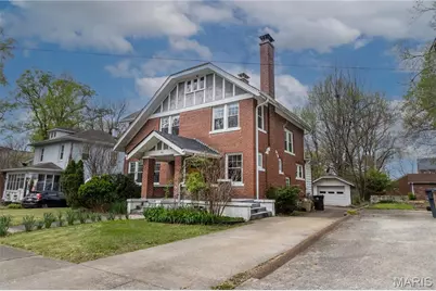 381 N Park Avenue, Cape Girardeau, MO 63701 - Photo 1