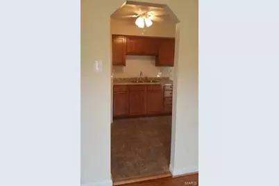 1 Banbury, Saint Louis, MO 63126 - Photo 6