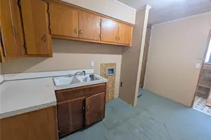 303 N Main St, Campbell, MO 63933 - Photo 10