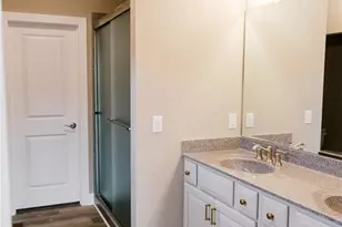 5334 Tesson Ct, Saint Louis, MO 63128 - Photo 12