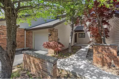 1747 Russet Valley Drive, Saint Louis, MO 63146 - Photo 2