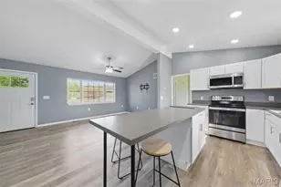 908 Railroad Ave, Foley, MO 63347 - Photo 10