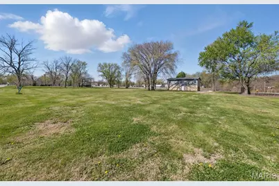 908 Railroad Avenue, Foley, MO 63347 - Photo 36