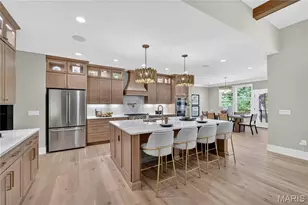 11 N Tealbrook Dr, Saint Louis, MO 63141 - Photo 12