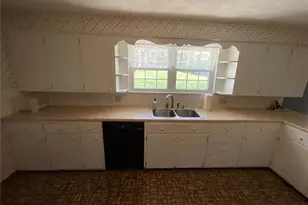 3103 Bloomfield Rd, Cape Girardeau, MO 63703 - Photo 4