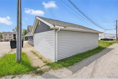 581 E Cherry Street, Troy, MO 63379 - Photo 52