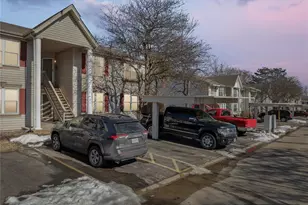 1014 Sugar Creek Ct, Saint Peters, MO 63376 - Photo 4