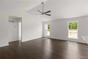 120 Day Lily Ln, Wentzville, MO 63385 - Photo 10
