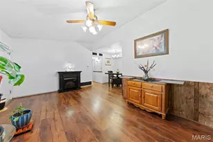 11151 Whispering Oaks Dr, Saint Louis, MO 63136 - Photo 4