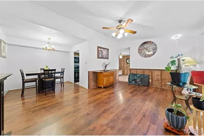 11151 Whispering Oaks Drive, Saint Louis, MO 63136 - Photo 2