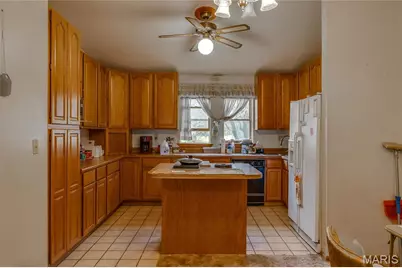 8619 Highway E, Bonne Terre, MO 63628 - Photo 16