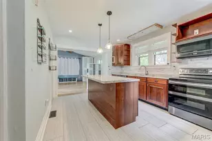 1723 McCready Ave, Saint Louis, MO 63117 - Photo 12