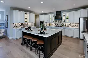 6724 Preservation Pkwy, Saint Louis, MO 63123 - Photo 16