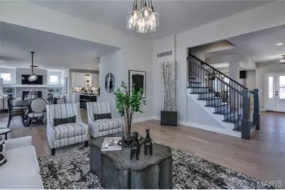 6724 Preservation Parkway, Saint Louis, MO 63123 - Photo 8