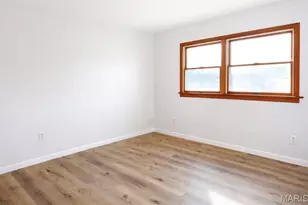 2313 & 2315 Saint George Ln, Saint Charles, MO 63301 - Photo 10