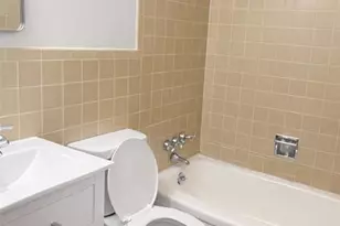 2313 & 2315 Saint George Ln, Saint Charles, MO 63301 - Photo 18