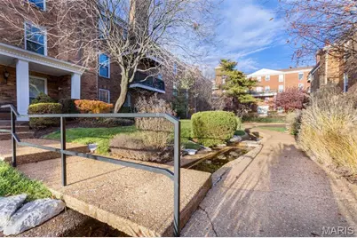 10381 Oxford Hill Drive #14, Saint Louis, MO 63146 - Photo 18