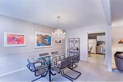 10381 Oxford Hill Drive #14, Saint Louis, MO 63146 - Photo 6