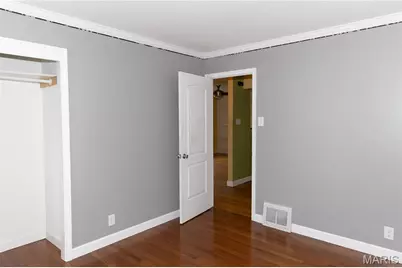 9932 Jan Drive, Saint Louis, MO 63123 - Photo 8