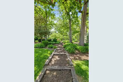 9106 W Swan Circle, Saint Louis, MO 63144 - Photo 34