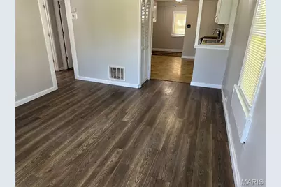 3219 Royalton Avenue, Saint Louis, MO 63114 - Photo 8
