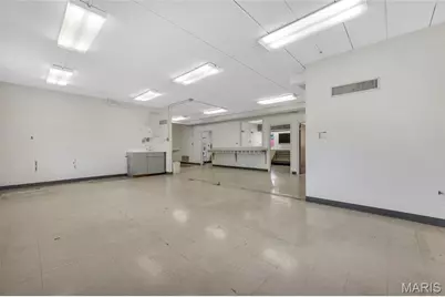 123 Cliff Cave Road, Saint Louis, MO 63129 - Photo 12