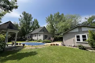 209 E Eldon St, St James, MO 65559 - Photo 4