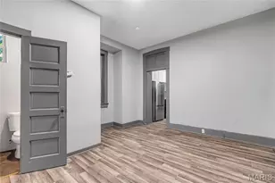 214 W Steins, Saint Louis, MO 63111 - Photo 18