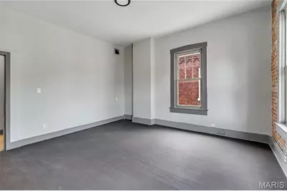 214 W Steins, Saint Louis, MO 63111 - Photo 12