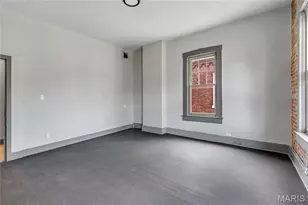 214 W Steins, Saint Louis, MO 63111 - Photo 12