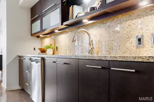 915 Olive St, Saint Louis, MO 63101 - Photo 12