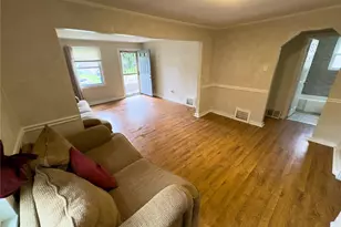 7043 Theodore Ave, Jennings, MO 63136 - Photo 2