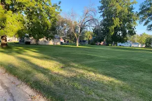 519 N Main St, Palmyra, MO 63461 - Photo 2