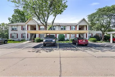 1019 Sugar Creek Ct #7, Saint Peters, MO 63376 - Photo 2